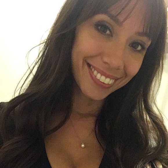 Meet your Posher, Joanie - Picture 2 of 7